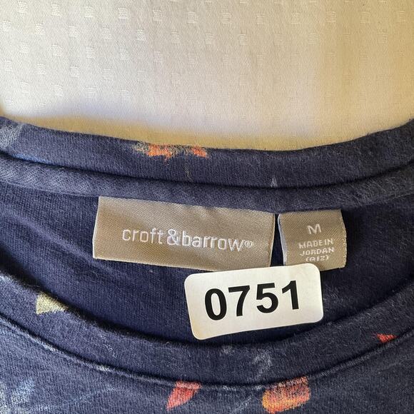 Croft & Barrow Women Shirt size M Navy Floral Crew Neck Pullover Long Sleeve - Picture 2 of 7